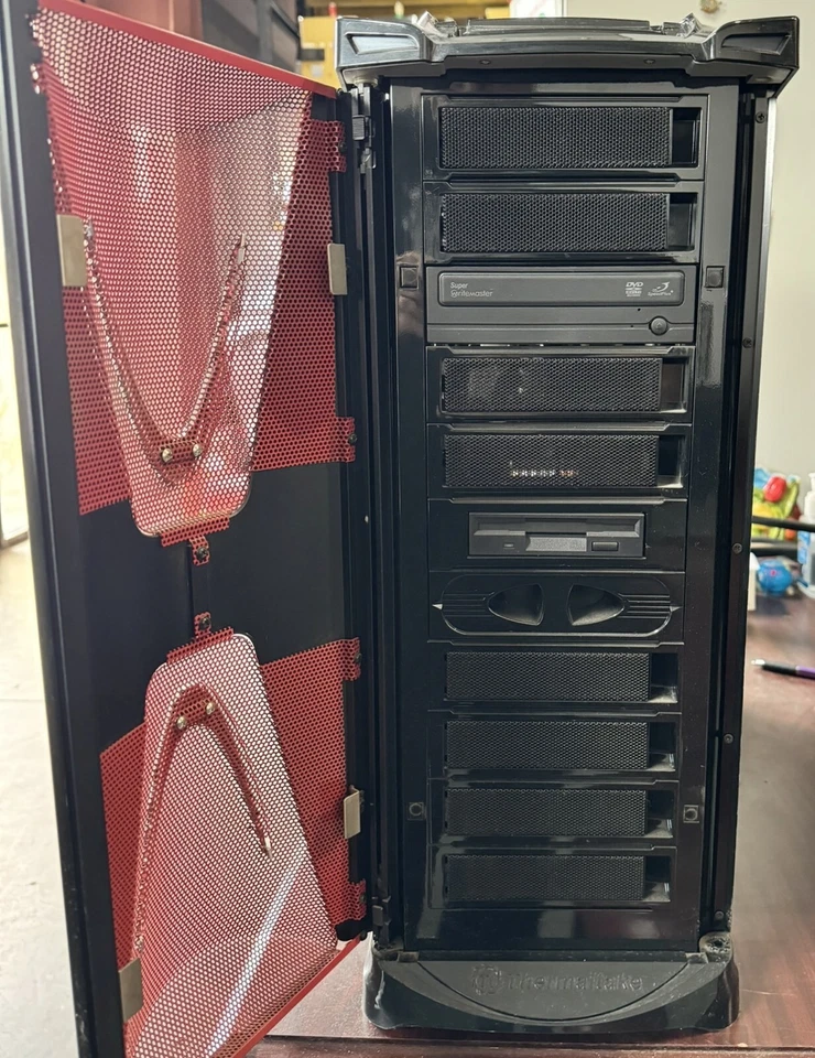 Thermaltake Xaser VI Case w/ Server Hardware - Image 2 of 4