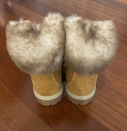 Lugz Women's Faux Fur Lace Up Boots Sizes 6, 7, 10 NWT - Picture 5 of 6