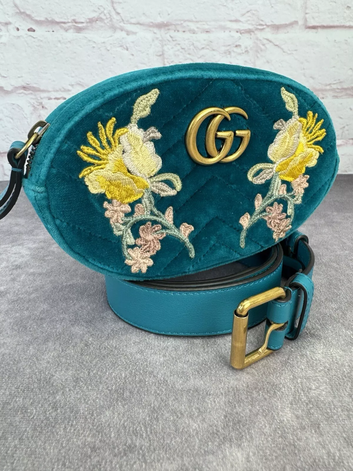 Sac ceinture chevron sarcelle brodée fleurie Gucci GG Marmont authentique monogramme