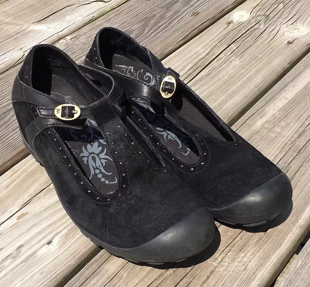 Merrell shop performance footwear