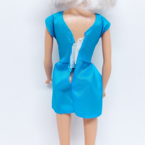 VINTAGE LOVEL Y PATSY BLONDE HAIR BLUE EYES DRESS EARRINGS BARBIE KO KNOCKOFF - Picture 16 of 18