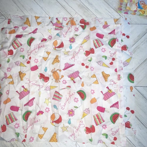 Lot Of 6 quilting trim or patchwork Food Print Scrap Fabric - Picture 5 of 9