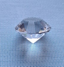 Großer Brillantschliff Glas Kristall Diamant Briefbeschwerer Display Ornament mit Box