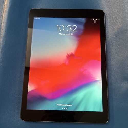 Apple iPad Air A1475 32GB Space Gray Wi-Fi MF004LL/A