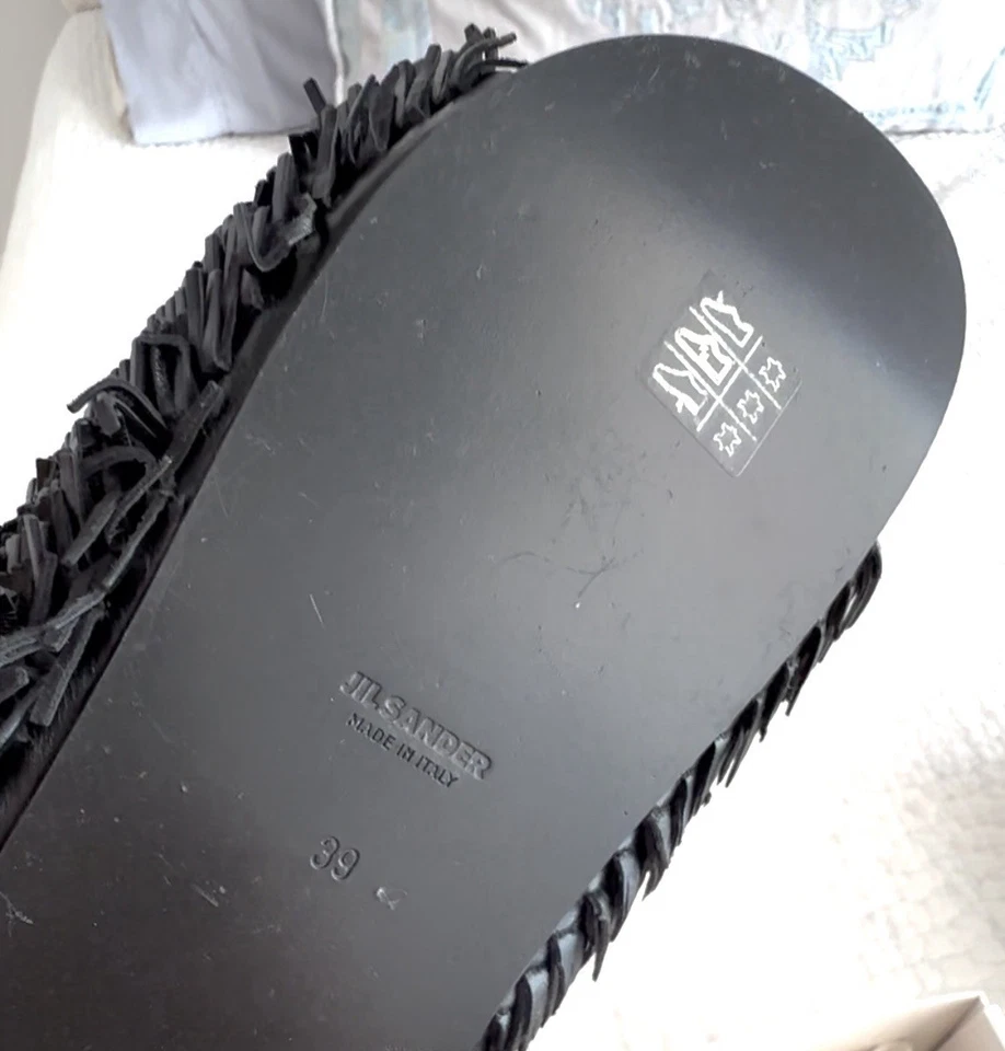 Sandalia Deslizable Jil Sander en Caja Cuero Negro Flecos Colección Original Zapatos Nuevos Foto 3 de 4