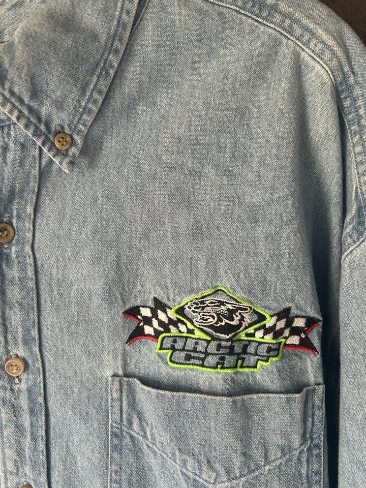 Vintage Denim Abotonado Arctic Cat Hombre’s Grande M.J. Soffe Foto 2 de 4