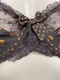 Lise Charmel Grey Bra 32E Underwired Plunge gold polka dots Feminin Glamour 85D