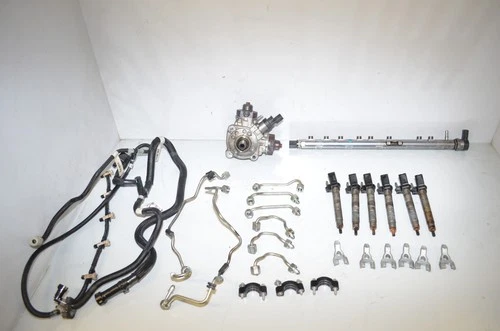 BMW F11 535d F10 Fuel Pump Injector Injection System Set 7823461