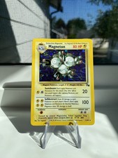 Pokemon Cards - Magneton #11/62 - Fosil Set -  Holo Rare - Lightly Played