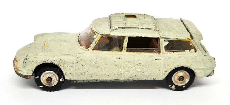 Corgi Toys Vintage - 436 Citroen ID19 Safari Estate / Break Toy Car #33 - Image 3 of 4