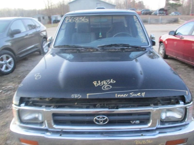 Radiator Core Support Fits 89-95 TOYOTA PICKUP 372019 Foto 4 de 4