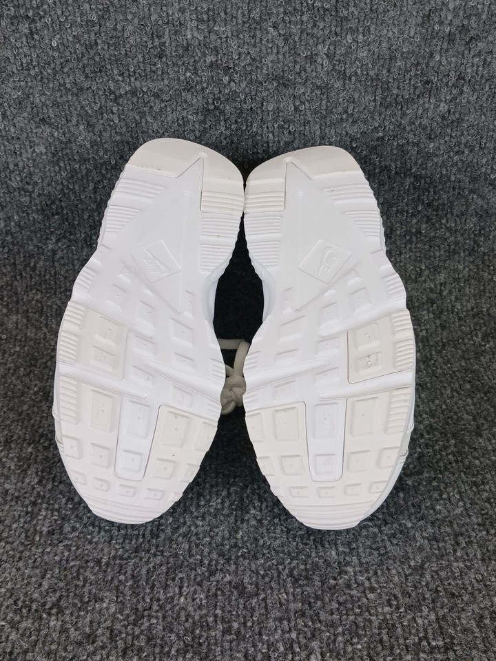 Nike Air Huarache Run Boys Size 2Y White Athletic Shoes Sneakers 704949