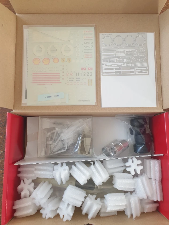 STUDIO 27 Kit 1/20 - FERRARI F 2003-GA - JAPANESE G.P. 2003 - Cod. FR 2001 - Immagine 3 di 4