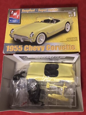 AMT ERTL 1955 Chevy Corvette Yellow 1:25 Scale Model Kit Skill