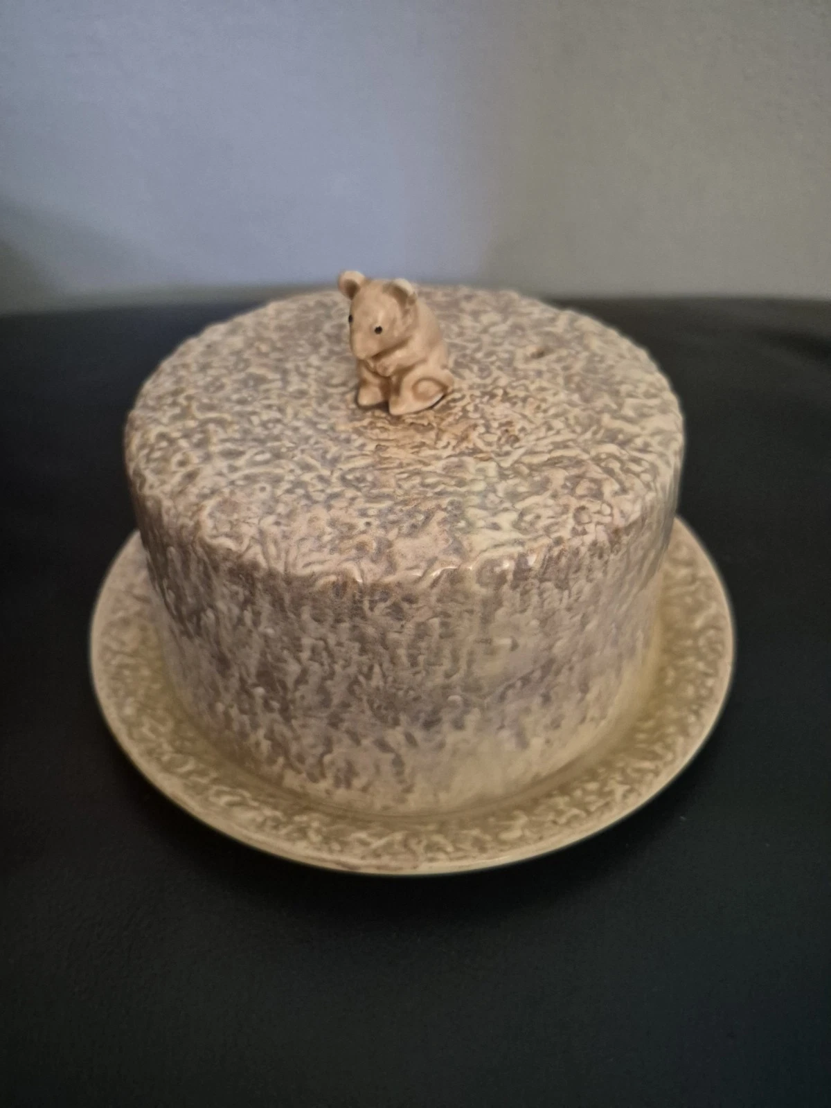 Vintage SylvaC Stilton Cheese Dome with Plate & Mouse Finial