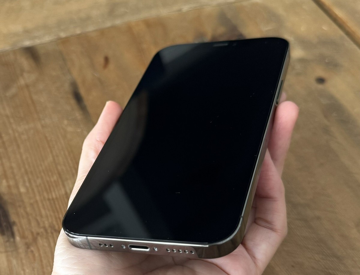100% New Battery Health Apple iPhone 12 Pro 128GB Graphite 100% New Battery Health Apple iPhone 12 Pro 128GB Graphite