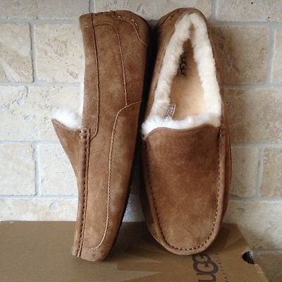 UGG ASCOT CHESTNUT SUEDE SHEEPSKIN SLIPPERS MOCCASINS SHOES  display picture 1