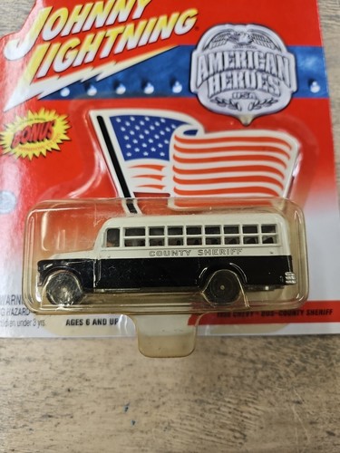 Johnny Lightning American Heroes 56 Chevy Bus-County Sheriff-Real Wheels Series - Picture 2 of 5