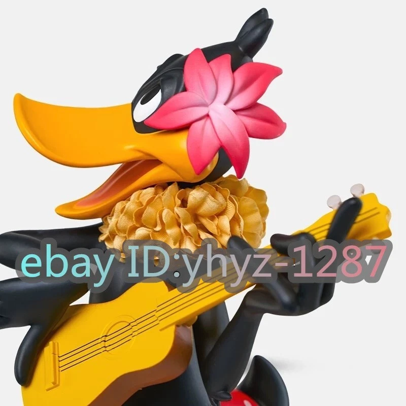 Figura de PVC negra de vacaciones hawaianas Duffy Duck Looney Tunes estilo MIND H21 CM/8,5 pulgadas Foto 2 de 4