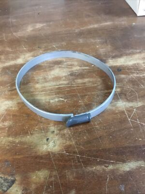 Sebo Felix Outer Filter Clip COLOR MAY VARY SH-413-2