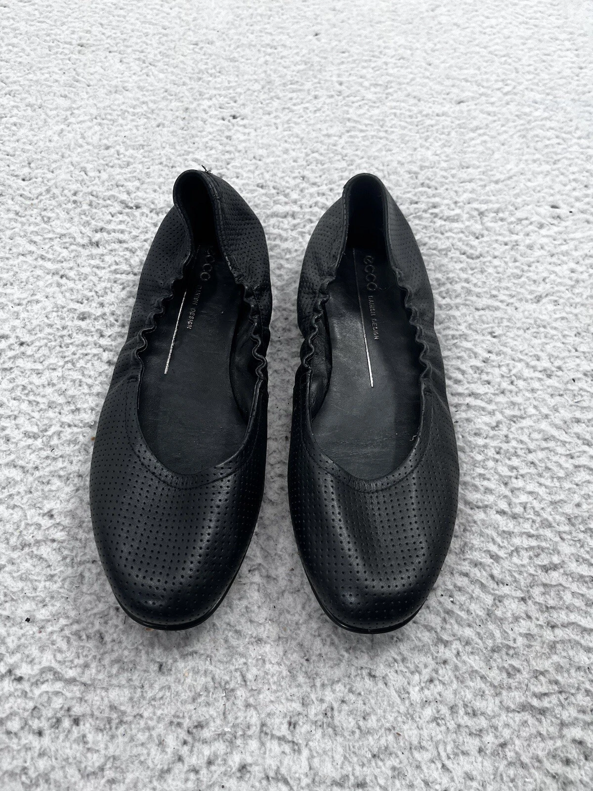 Ballerine donna Ecco nere in pelle traforata incise incant taglia 39