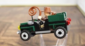 Lego Indiana Jones Jungle Cruiser and Motorcycle Chase - NICE CONDITION.