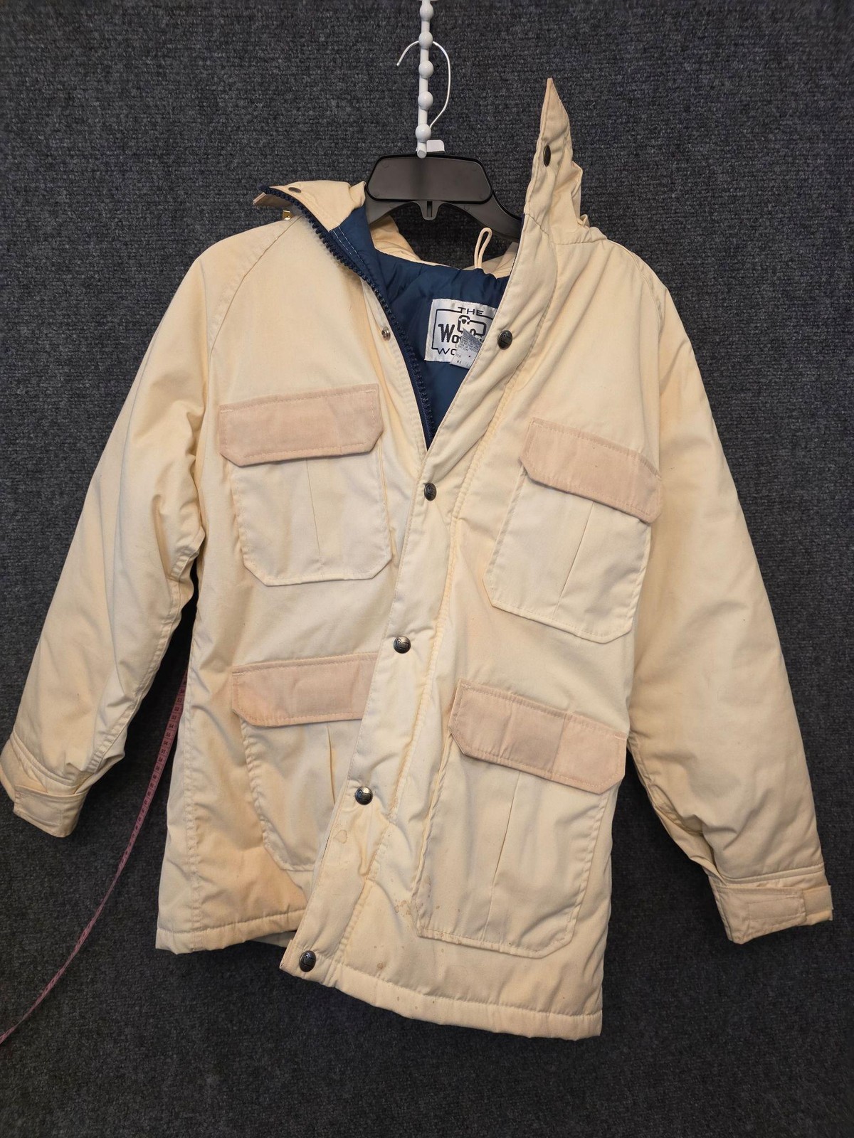 Vintage Woolrich Coat Womens Medium White Winter Parka Hooded Zip Pockets USA
