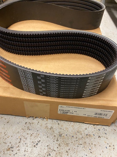 Gates 5/5VX1060 Super HC PowerBand Belt ((Brand New))