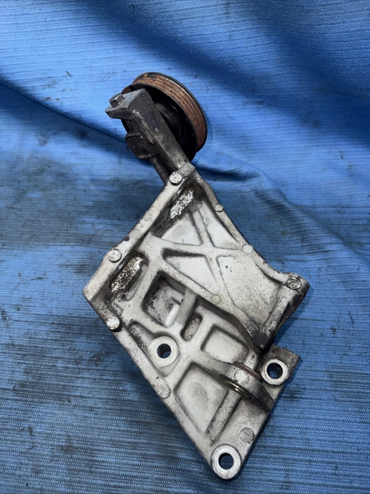 90-96 Nissan 300zx Z32 AC Compressor Bracket Oem NA Vg30de Tensioner - Image 4 of 4