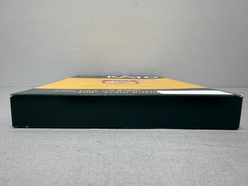 Kato 106-104-LS N Scale C&NW EMD E8A & Pullman Bi-Level "400" Train 6-Unit-Set - Picture 14 of 14