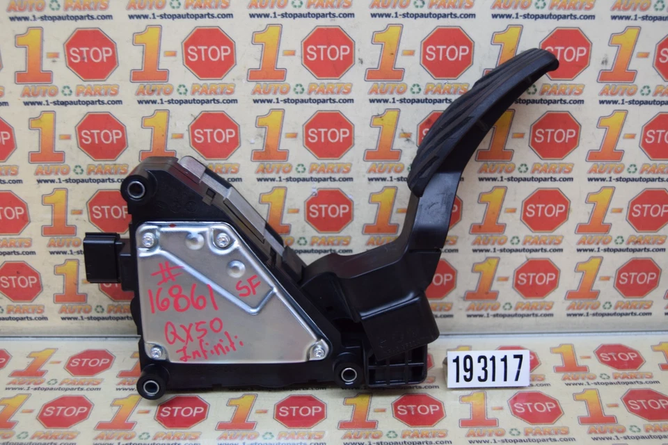 Infiniti QX50 2019-2021 acelerador posición del pedal del acelerador 18002-5NA4A OEM Foto 3 de 4