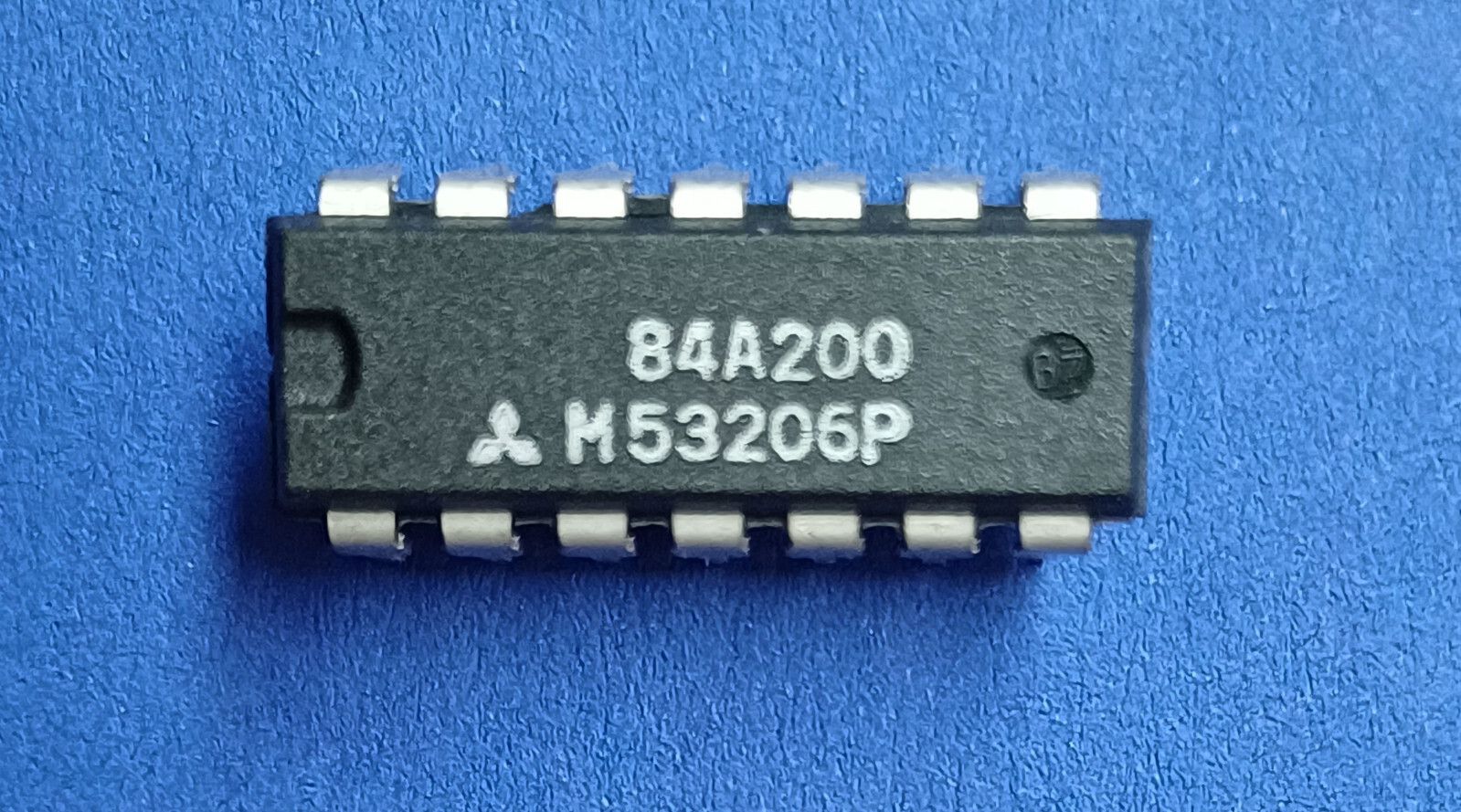 5 Pièces Circuit Intégré Mitsubishi M53206P - Original Neuf - Pour Réparation électronique