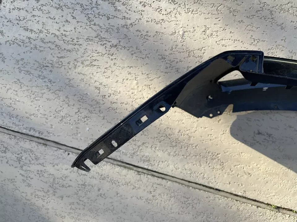 Rolls Royce Cullinan Front Bumper - OEM - NICE!!!! *