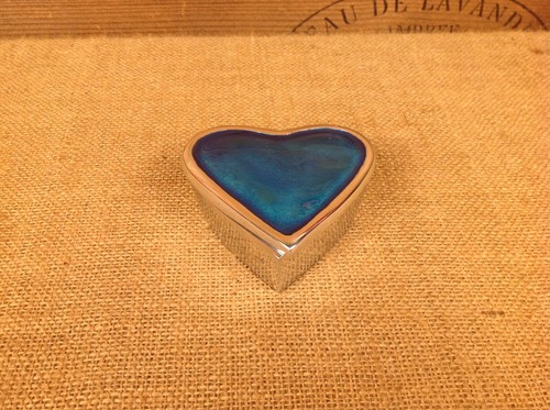 Decorative Blue enamel Heart shaped polished Aluminium Trinket pill box - Picture 2 of 15