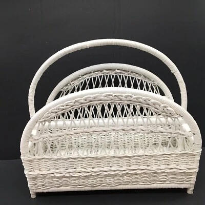 White Wicker Magazine Rack W/ Handle Basket Beach Boho Cottage Core Vintage - Image 1 of 4