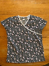 Scrubs Top Samantha Mara V-Neck 2 Pocket Black Floral Womens Uniform Small