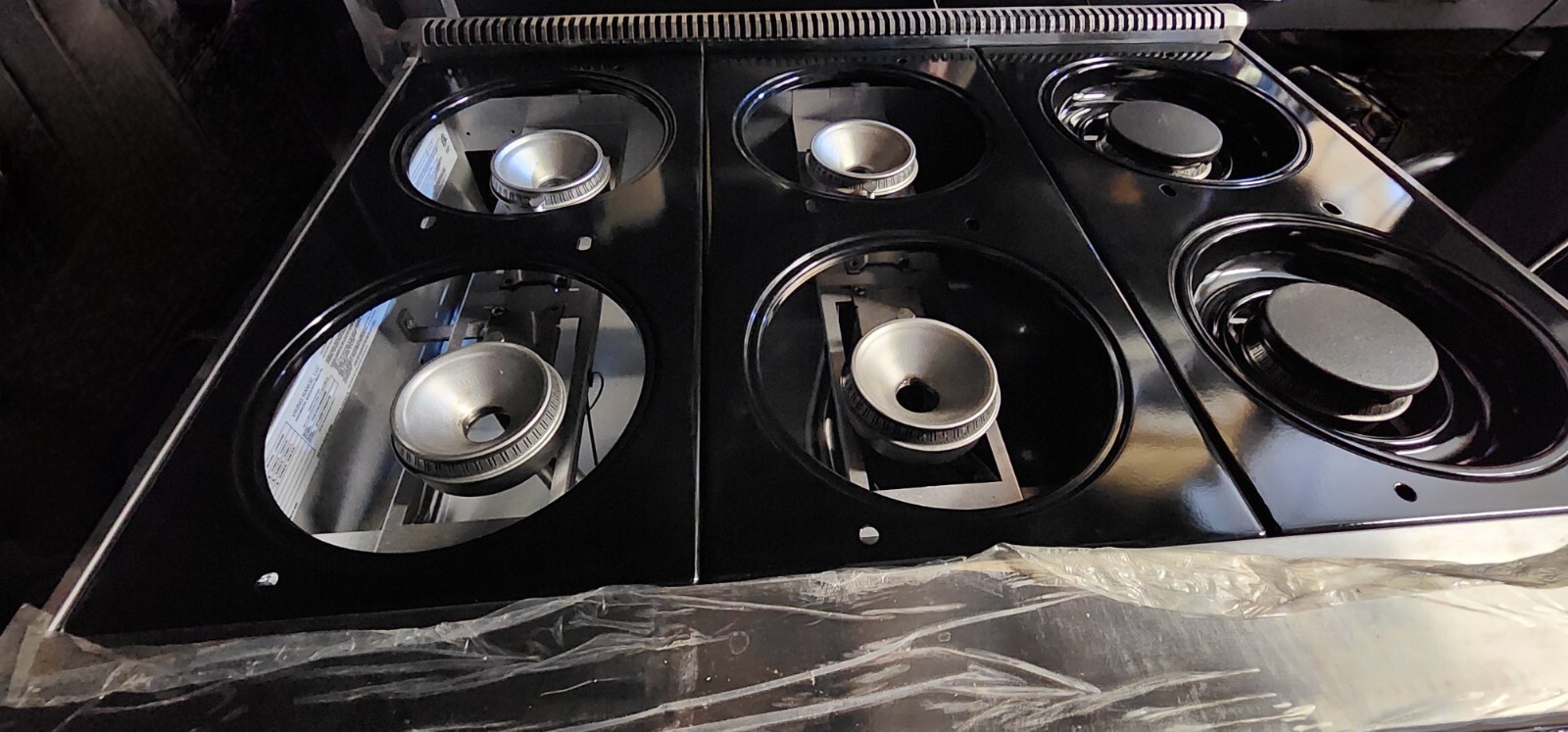 VIKING VGIC53626BSS 36" Professional All Gas Range Oven 6 Burner