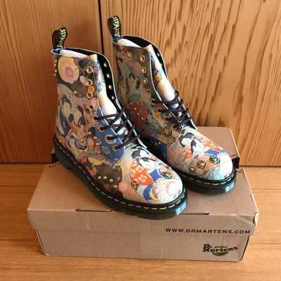 very dr martens