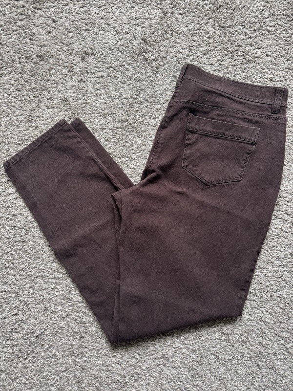 Women’s So Slimming By Chico’s Size 3 Tall Brown Crop Pants Stretch