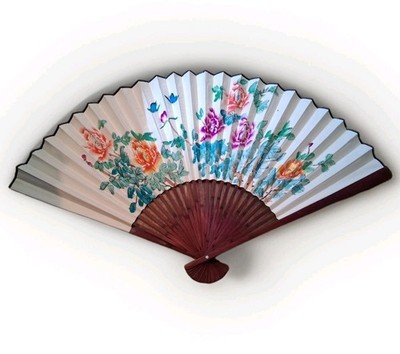 VINTAGE-Beautiful Large Asian Folding Wall Fan Decor Hand Painted 35'' x 58'', EUC