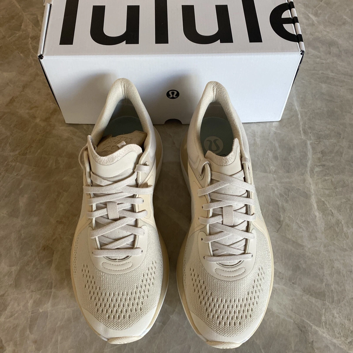 LULULEMON CHARGEFEEL LOW WOMEN WORKOUT SHOE LIGHT IVORY/GREY/WHITE SZ 8 NEW