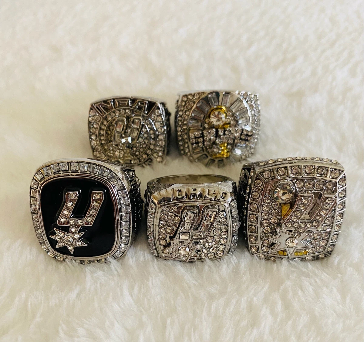 Tim duncan store 5 rings