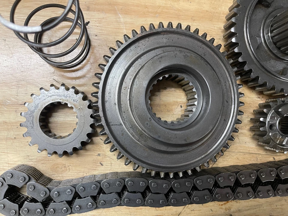 Piñón de cadena de marcha atrás Yamaha FX Nytro RTX MTX XTX 08 09 10 11 12 13 14 Foto 4 de 4