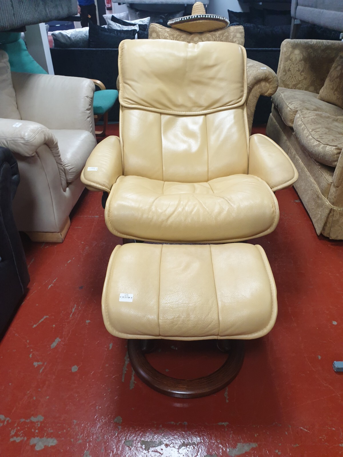 Ekornes Stressless Leather Recliner Chair & Footstool eBay