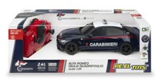 Modellino auto radio comandate ALFA ROMEO GIULIA CARABINIERI RADIOCOMANDO 1:24