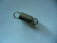 JOHNSON EVINRUDE 203166 203276 CARBURETOR CARB SPRING 2 to 40HP 50's up NEW OEM