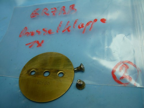 Suzuki GSX-R 750 W  GR7BB  Vergaser  Typ BST38  1x Drossel Klappe Valve Ventil