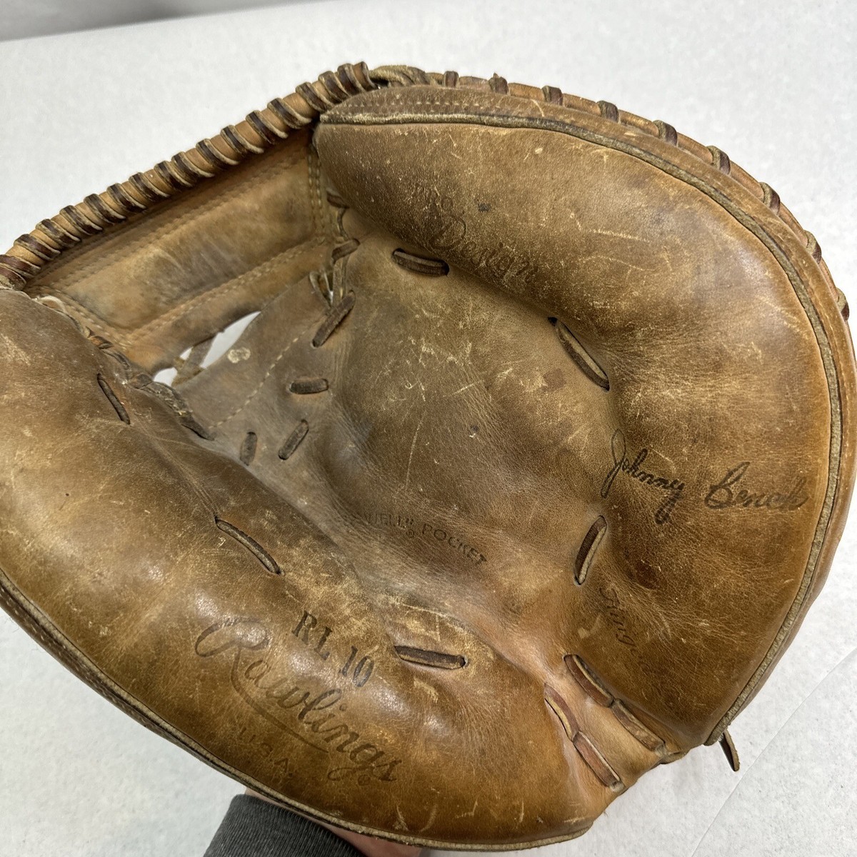 Rawlings RL 10 Johnny Bench Catcher