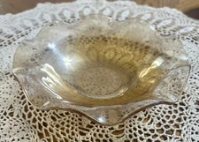 Jeanette Carnival Glass Bowl Vintage  Iridescent Floragold Louisa Ruffled Rim