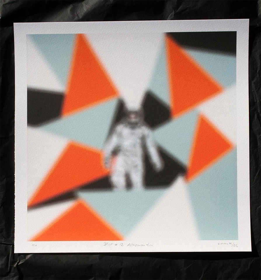 ORIGINAL CAMILLE MANK UNIKAT "BLUR #12 ASTRONAUTIN " 1/1, 2025 [ c.mank ] - Bild 2 von 4